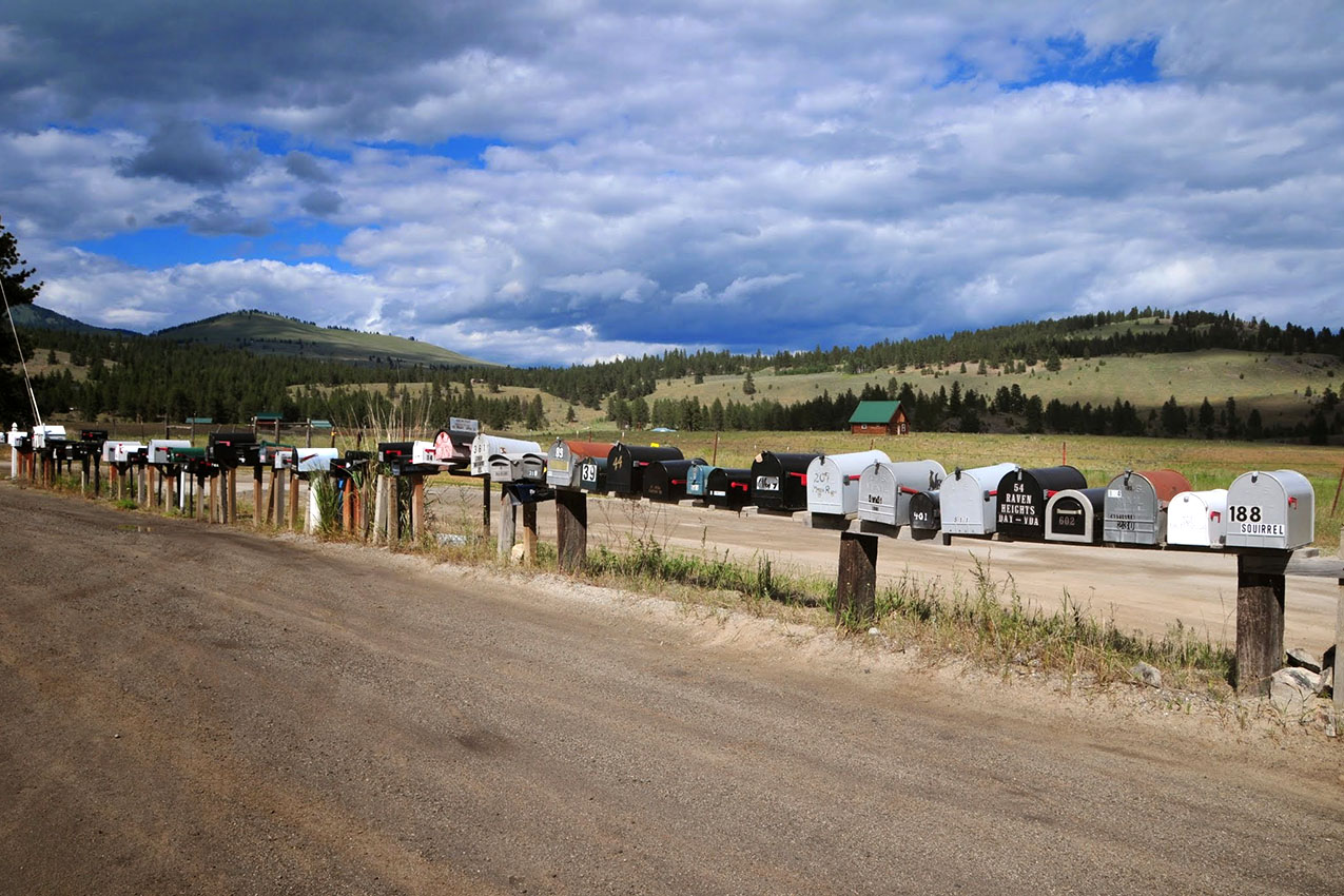 6 Best Ways to Get Mail on the Road